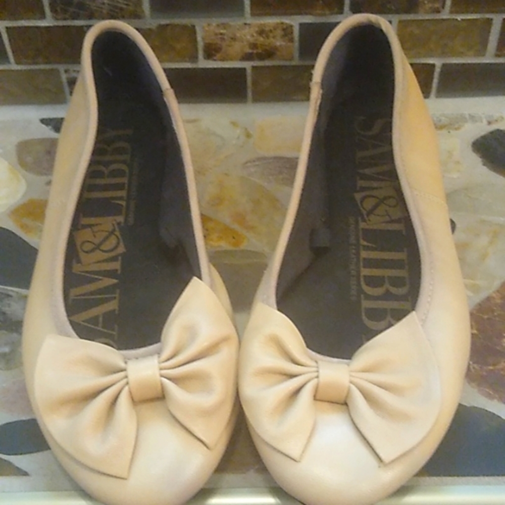 Sam & Libby Leather Flats Size 7.5